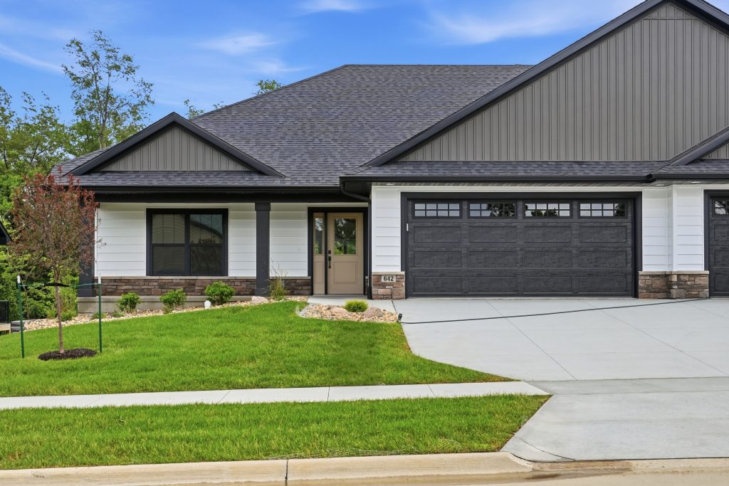 640 Maclan Ct., Iowa City IA 